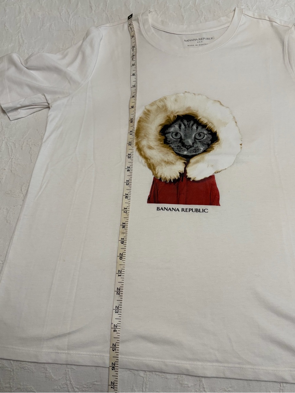 Banana Republic White Tee with Cat Graphic in Red Parka - Picture 7 of 8